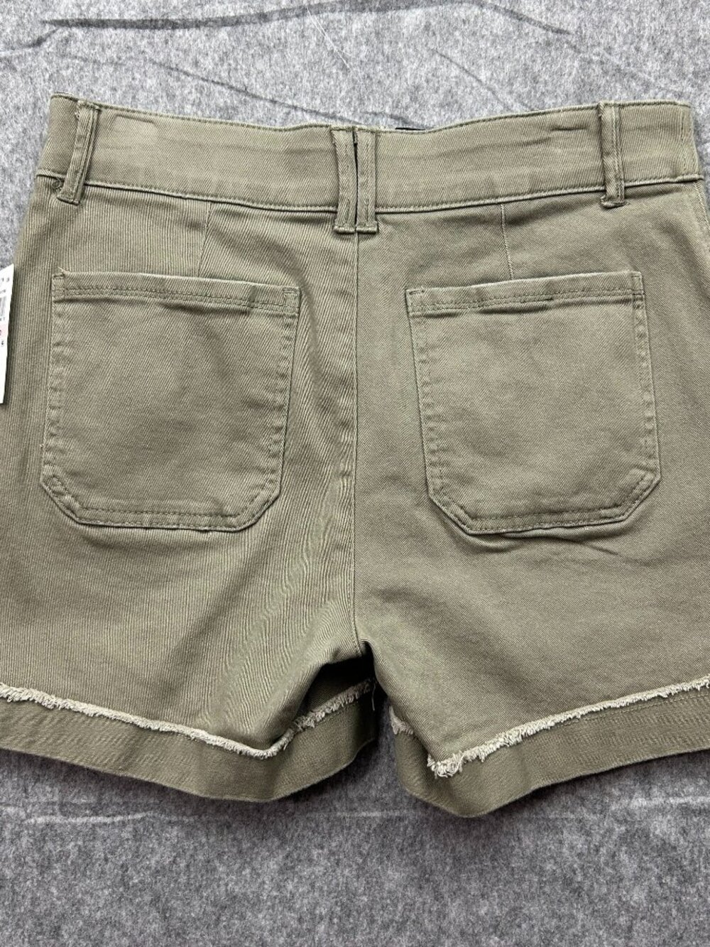 Democracy Absolution High Rise Shorts Women's Size 10 Olive Green Cuffed Hem NWT